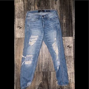 ❤️2 for $25❤️Hollister low-rise boyfriend jeans